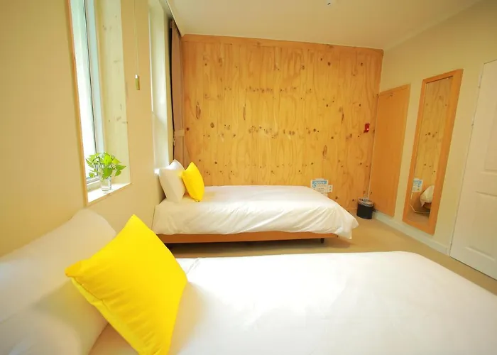 Slow Vibe Myeongdong 2* 首爾
